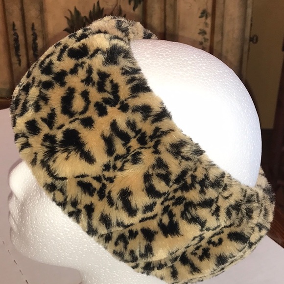 Ear muffs - Picture 3 of 4